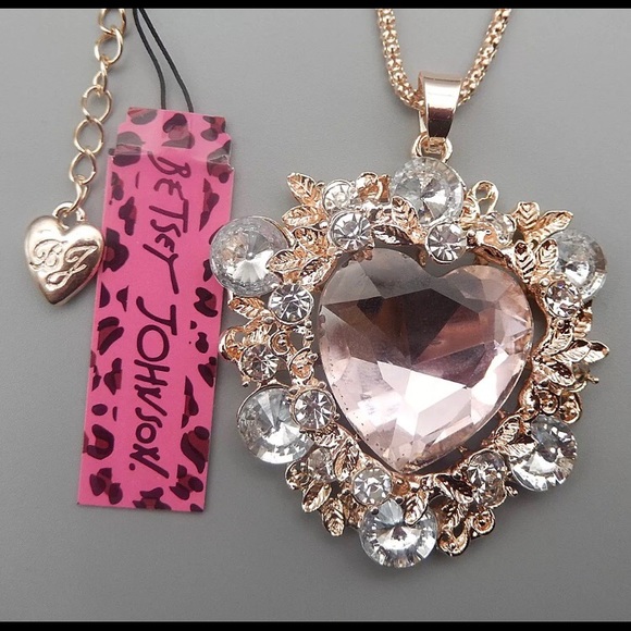 Betsey Johnson Pink Crystal Heart Necklace - Picture 5 of 6